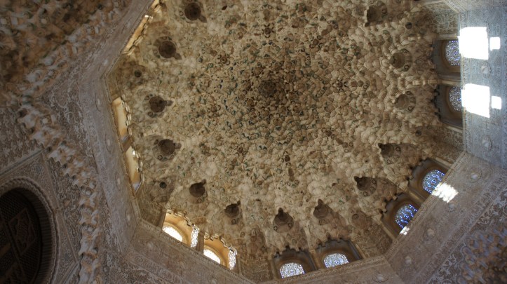 alhambra ceiling